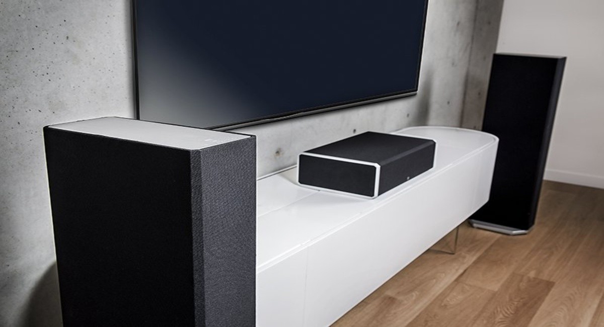 Definitive Technology BP 8020ST